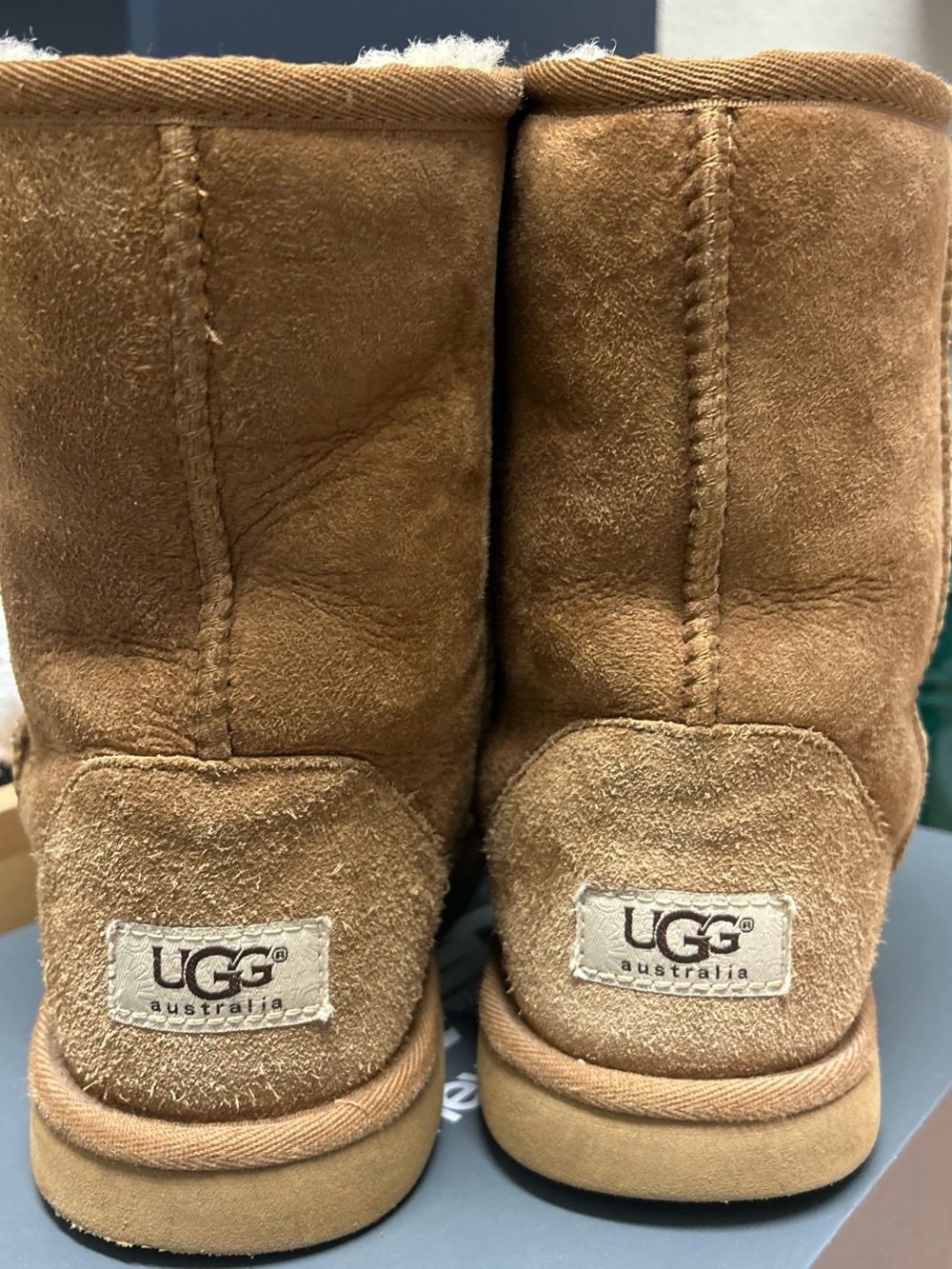 UGG chestnut boots - Picture 2 of 5